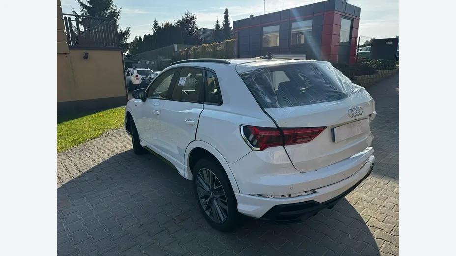 AUDI Q3 Sportback -