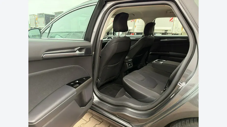 FORD Mondeo -