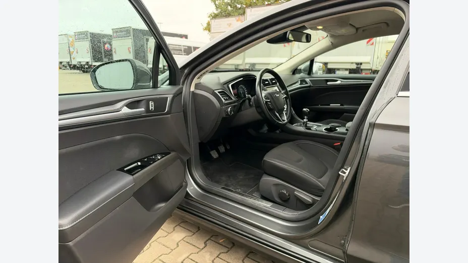 FORD Mondeo -