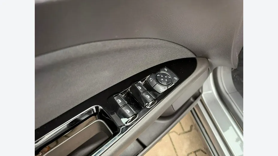 FORD Mondeo -