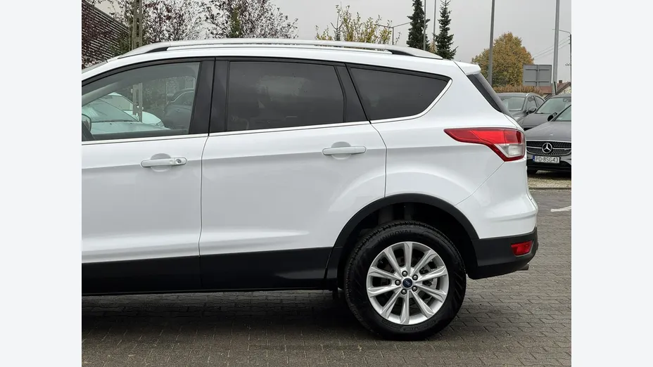 FORD Kuga -
