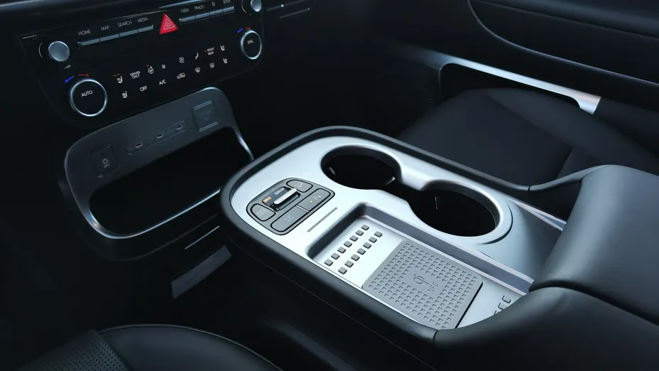 HYUNDAI Ioniq 9 -