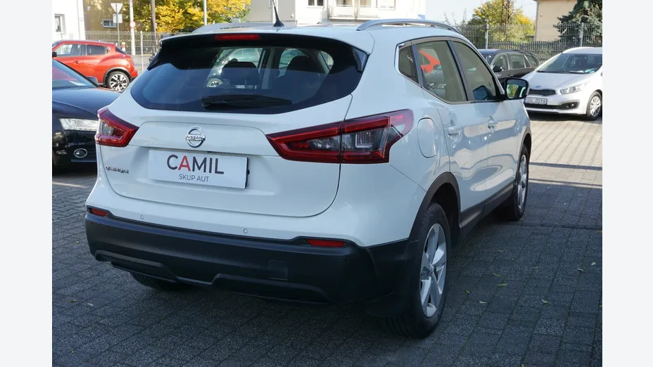 NISSAN Qashqai -