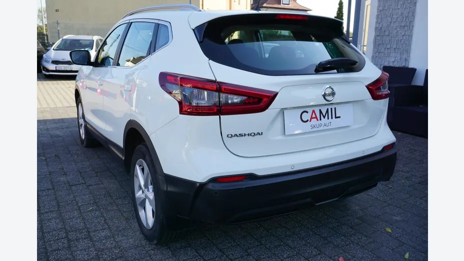 NISSAN Qashqai -