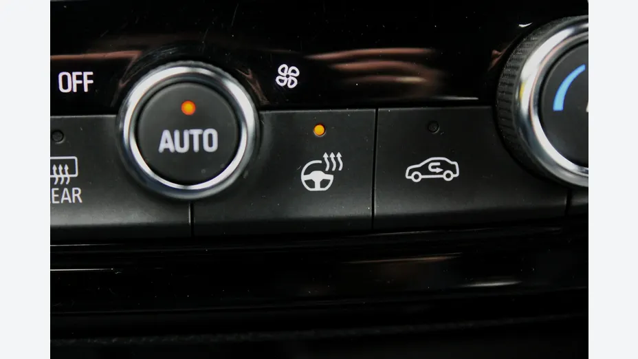 OPEL Mokka -