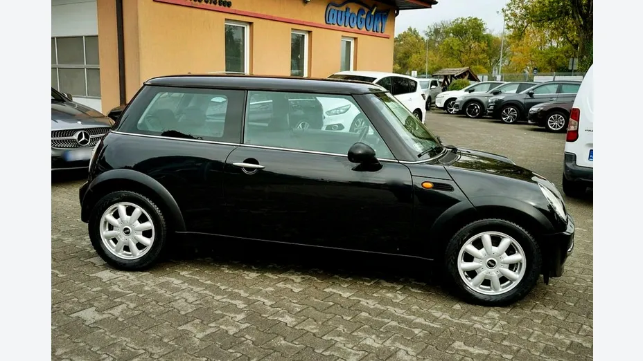 MINI One -
