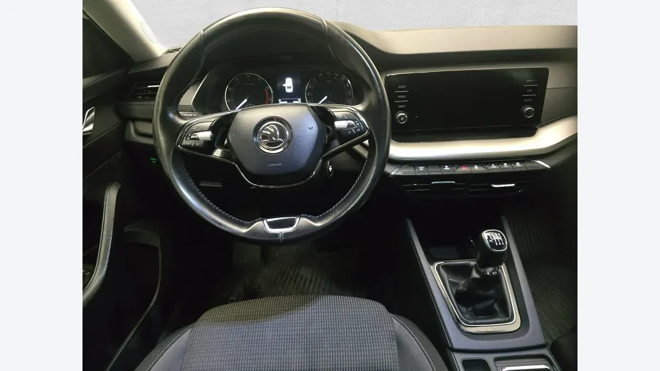 SKODA Octavia -