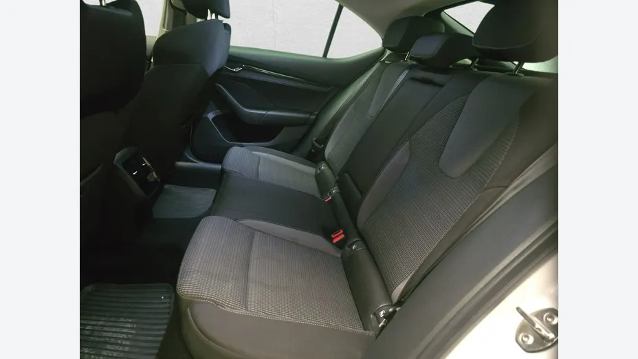 SKODA Octavia -