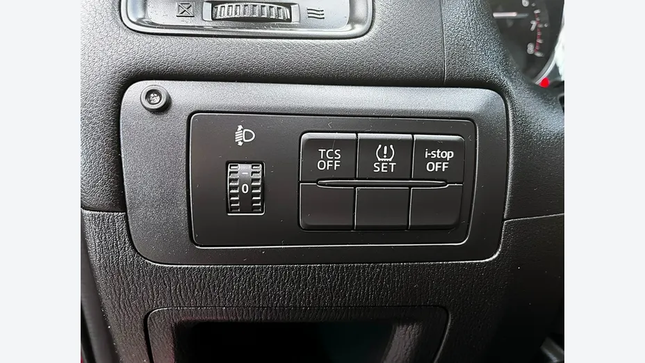 MAZDA CX-5 -