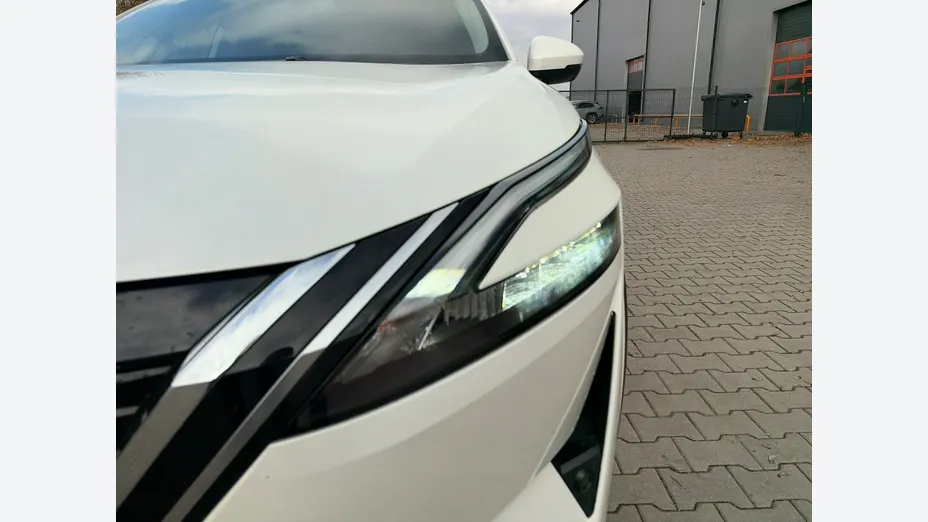 NISSAN Qashqai -