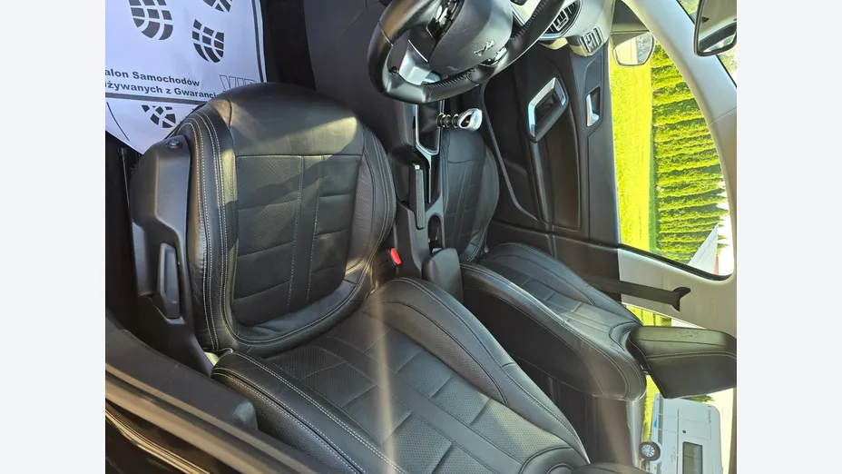 PEUGEOT 308 -
