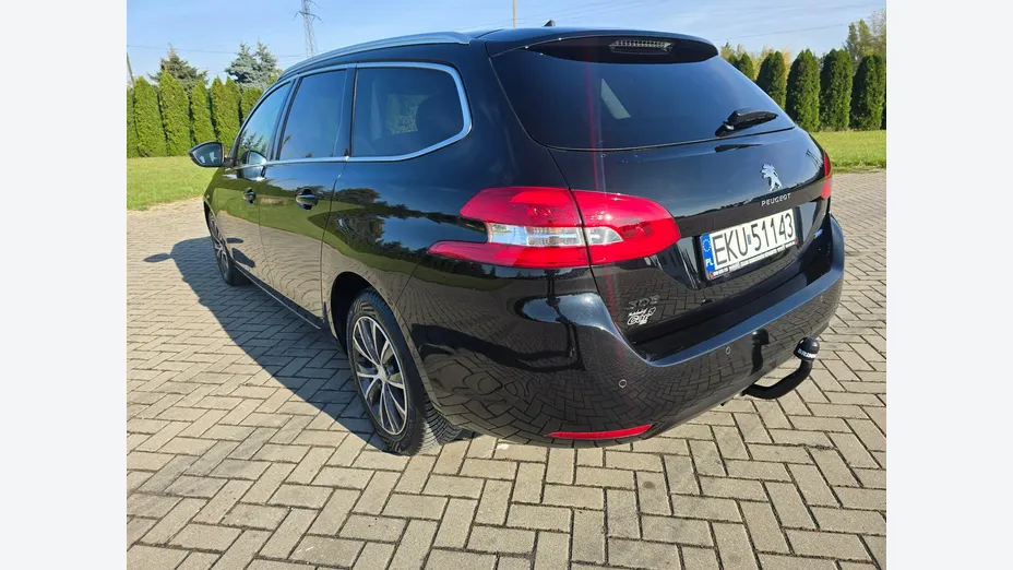PEUGEOT 308 -