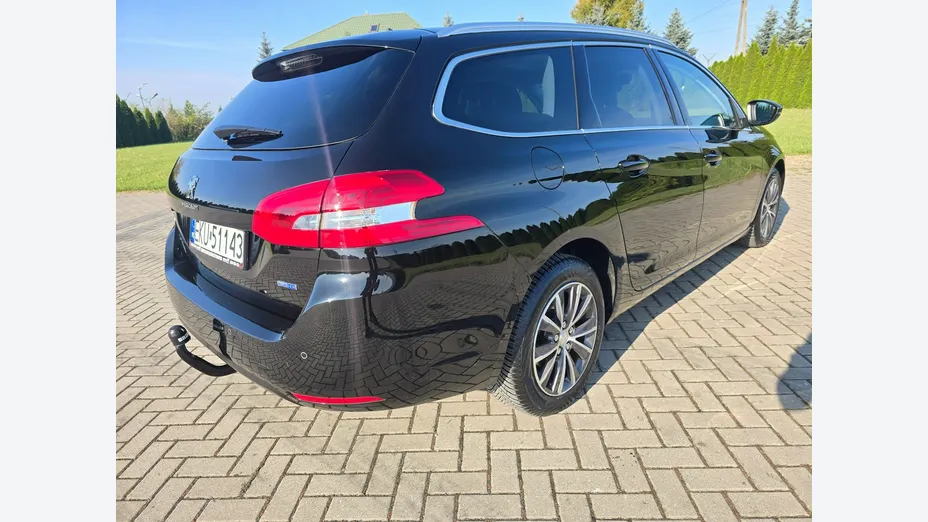 PEUGEOT 308 -