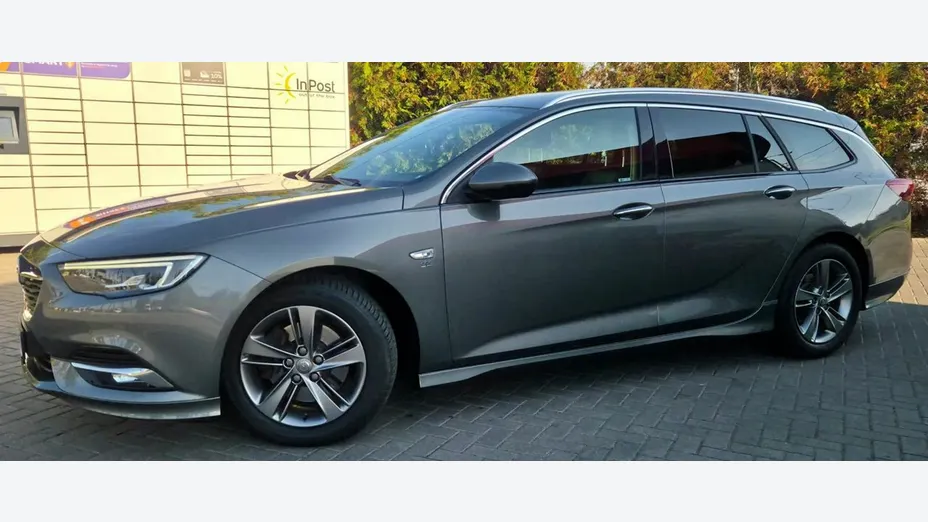 OPEL Insignia -