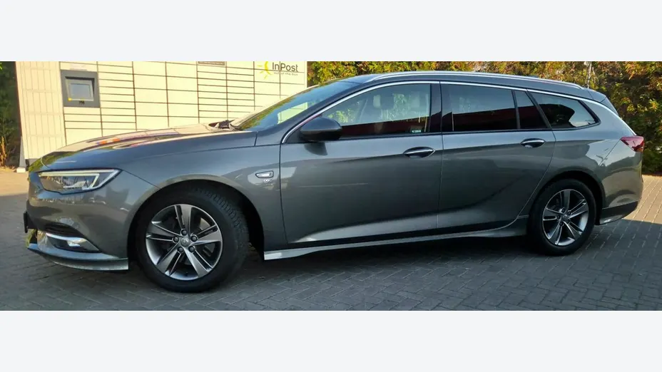 OPEL Insignia -
