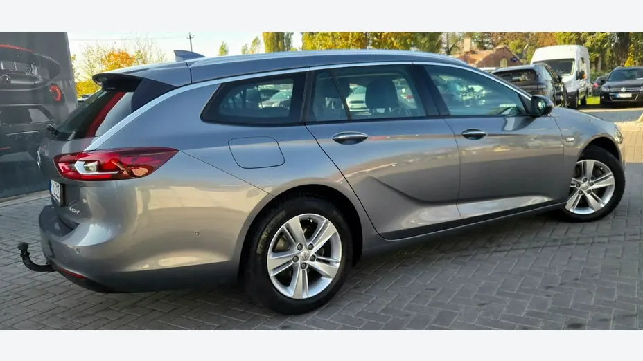 OPEL Insignia -