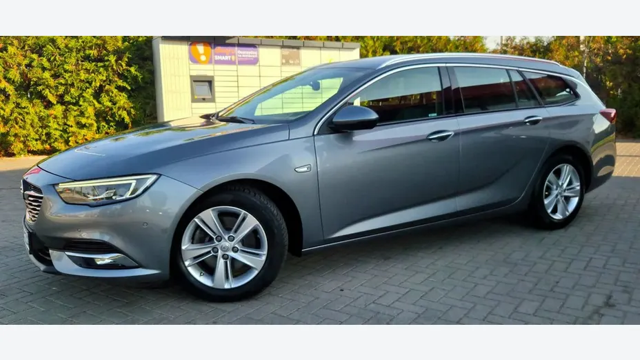 OPEL Insignia -