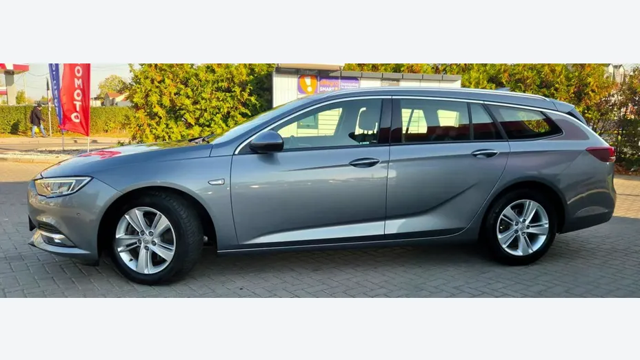 OPEL Insignia -