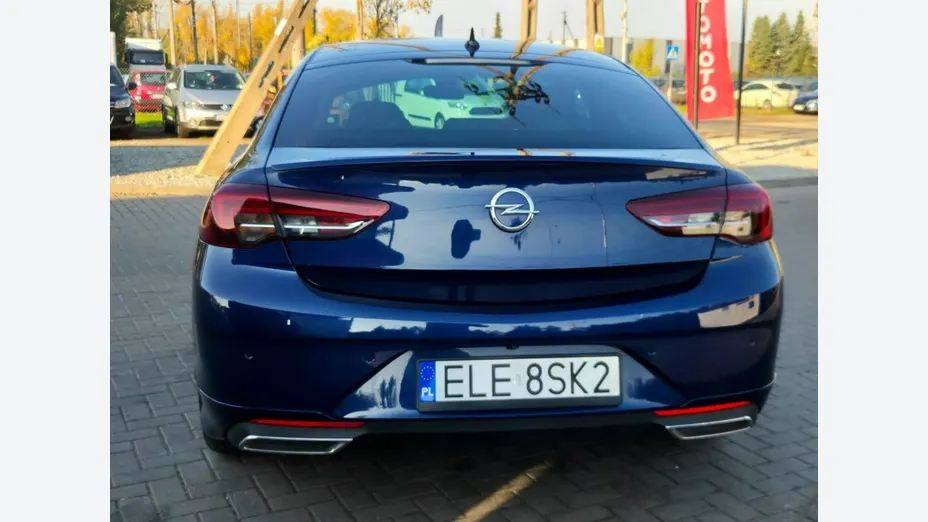 OPEL Insignia -