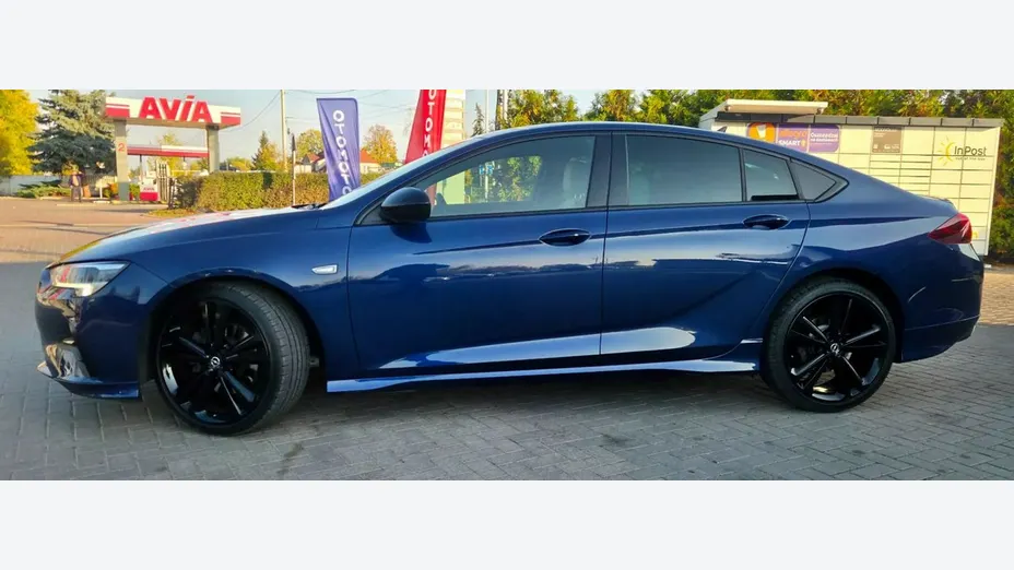 OPEL Insignia -