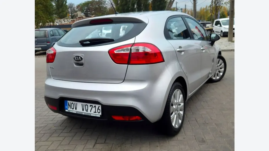 KIA Rio -