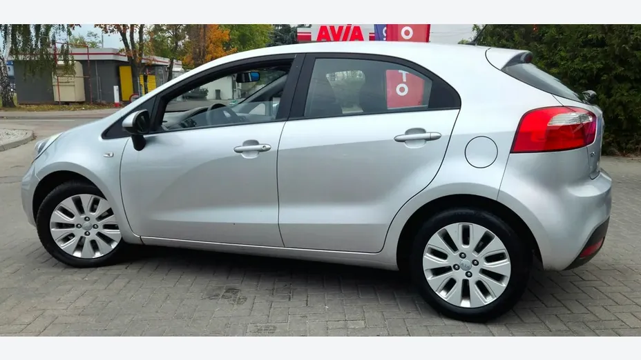 KIA Rio -