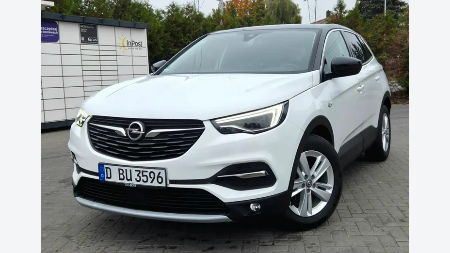 OPEL Grandland X -