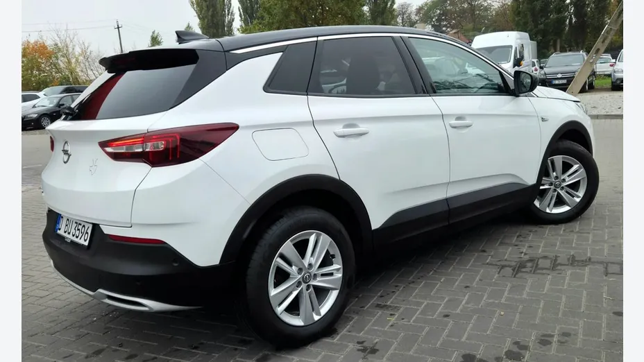 OPEL Grandland X -