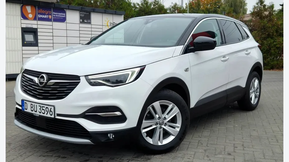 OPEL Grandland X -