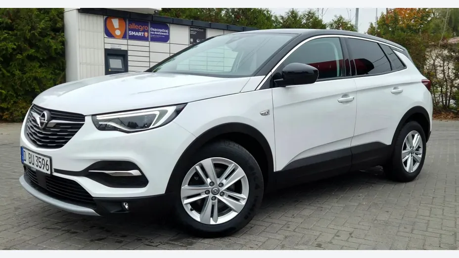 OPEL Grandland X -