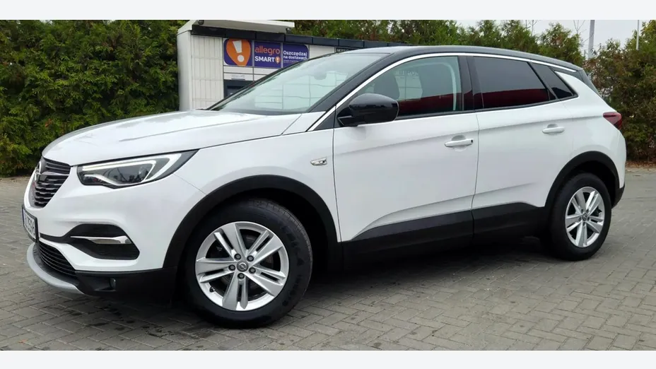 OPEL Grandland X -