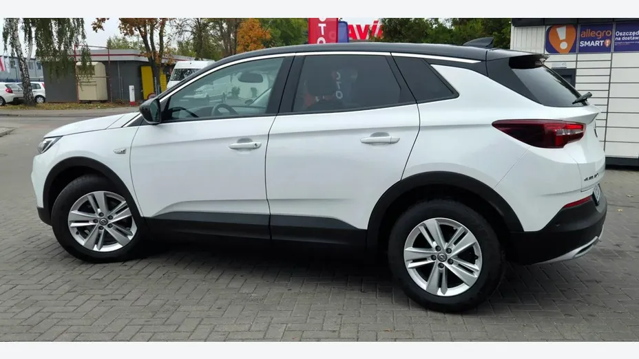OPEL Grandland X -