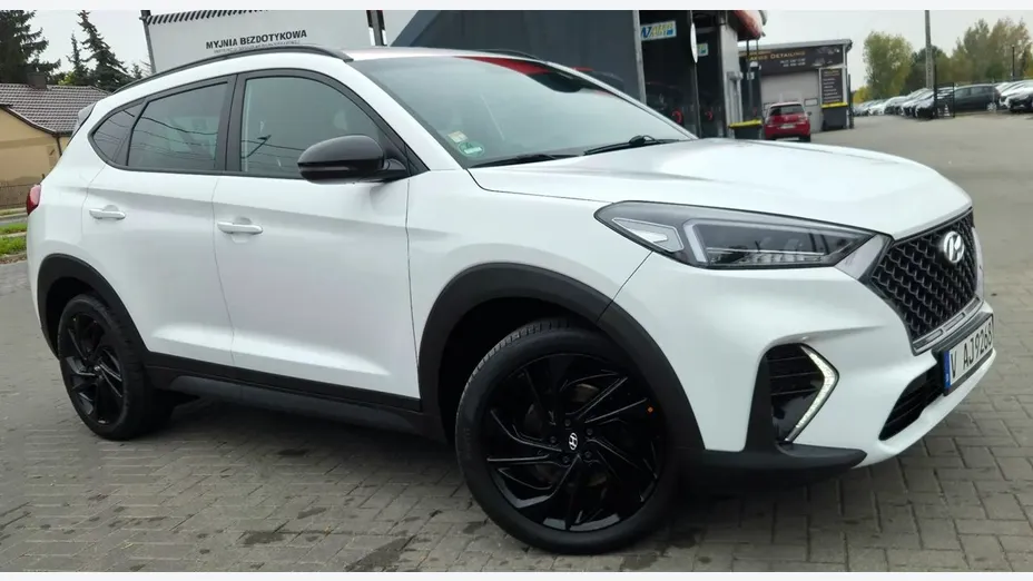 HYUNDAI Tucson -