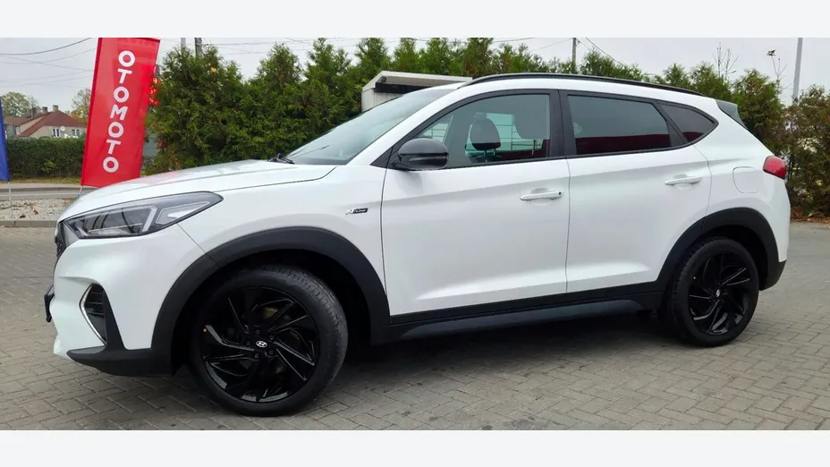 HYUNDAI Tucson -