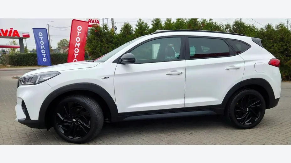 HYUNDAI Tucson -