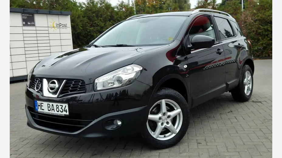 NISSAN Qashqai -