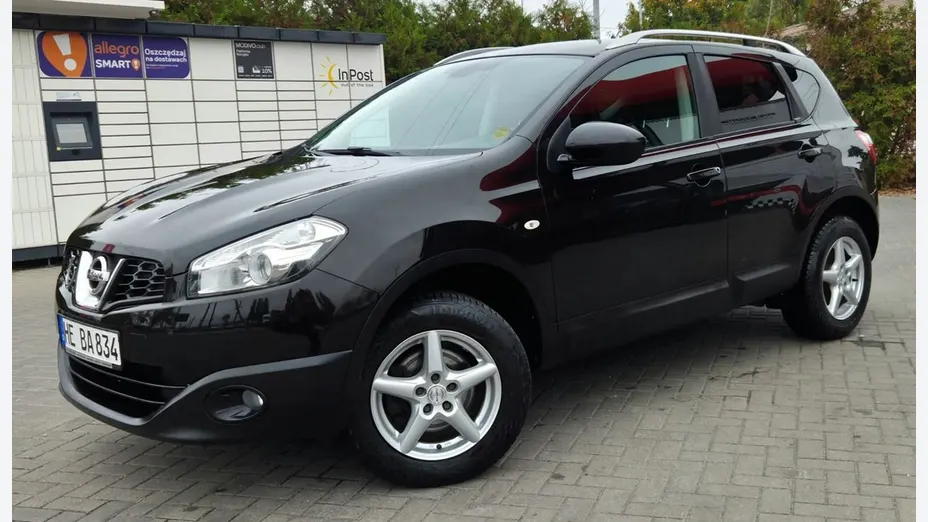 NISSAN Qashqai -