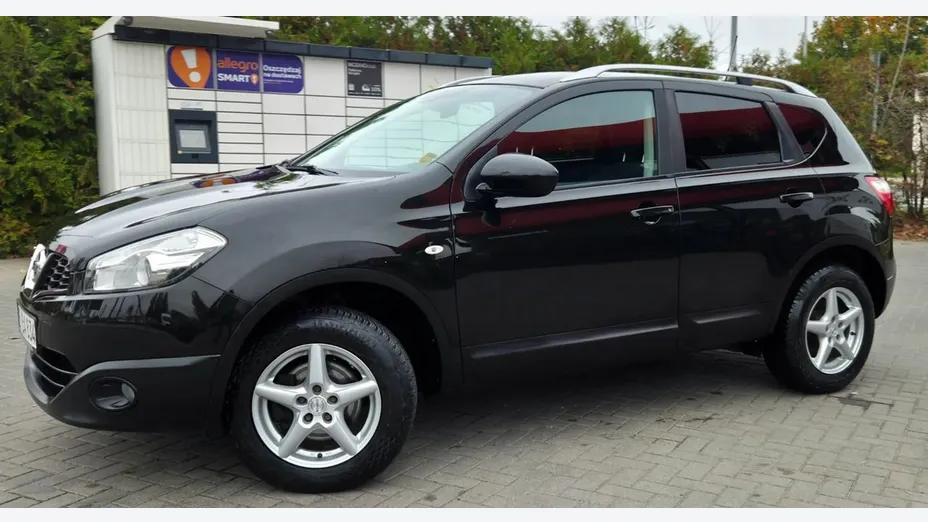 NISSAN Qashqai -