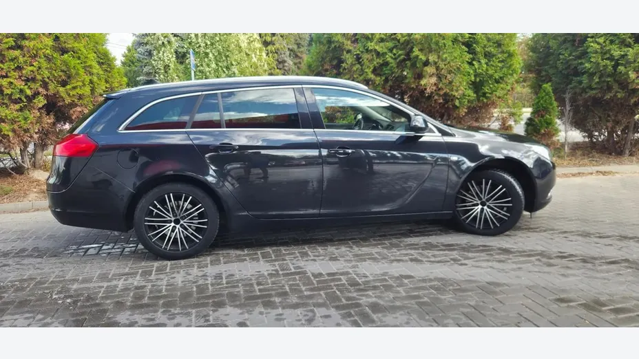 OPEL Insignia -