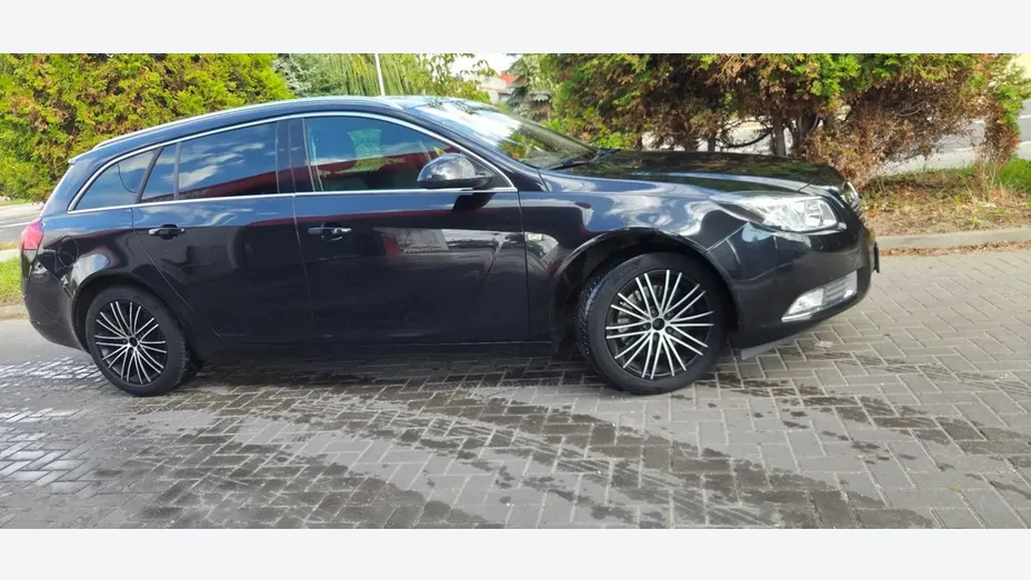 OPEL Insignia -