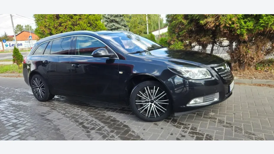 OPEL Insignia -