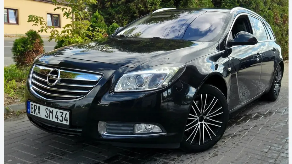 OPEL Insignia -