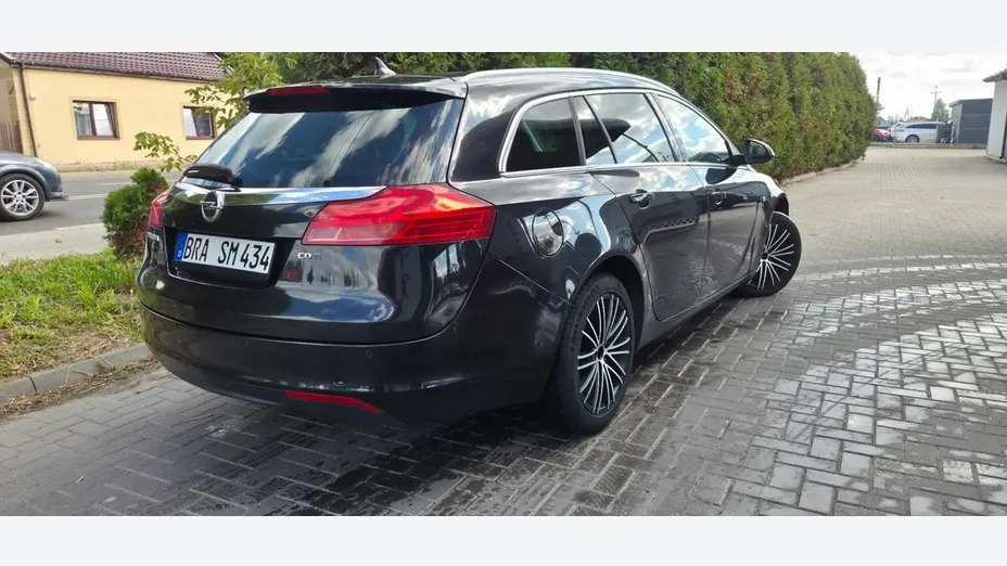 OPEL Insignia -