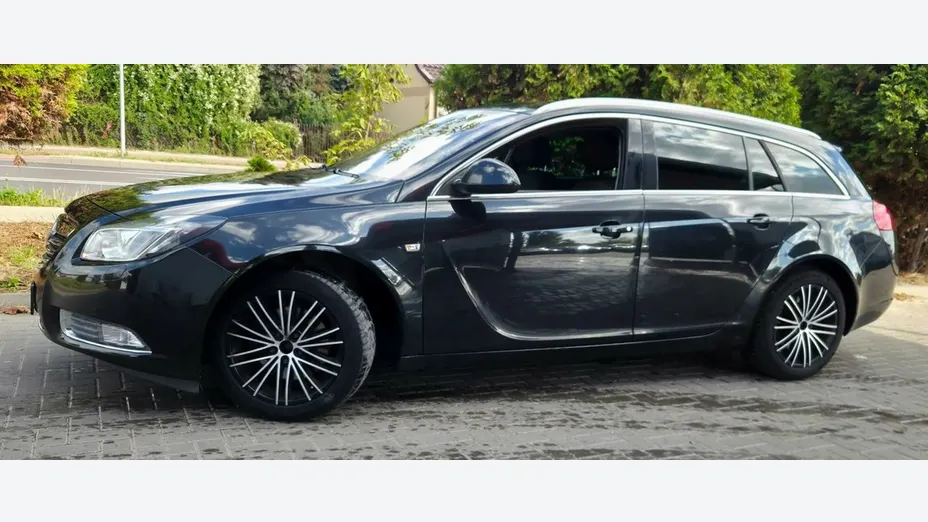 OPEL Insignia -