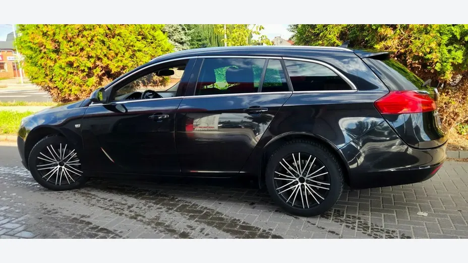 OPEL Insignia -