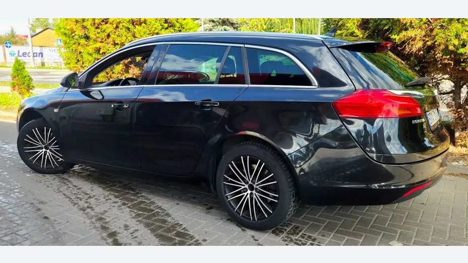 OPEL Insignia -