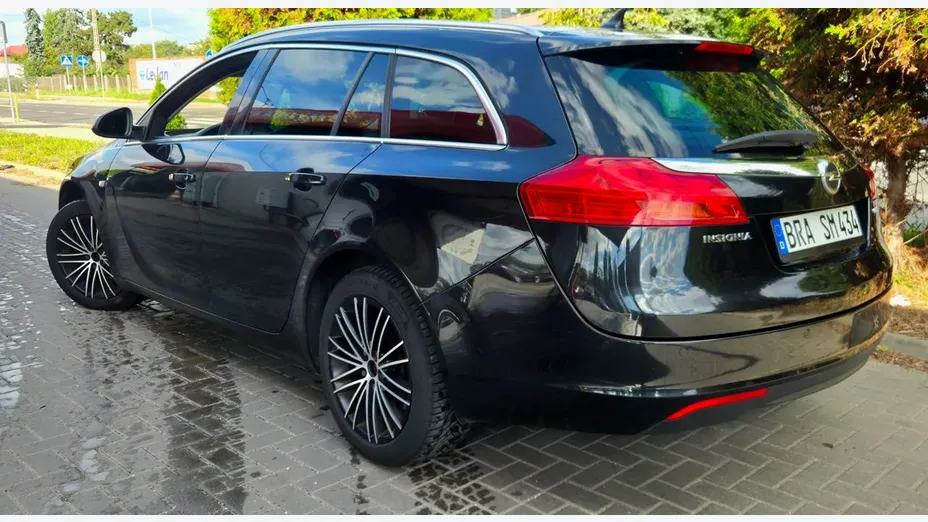 OPEL Insignia -