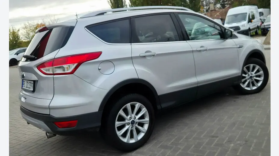 FORD Kuga -