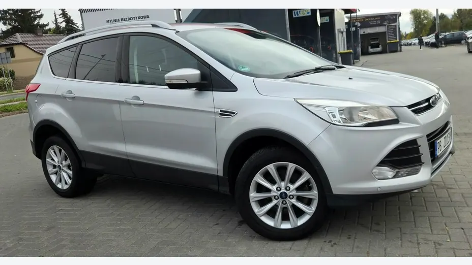 FORD Kuga -