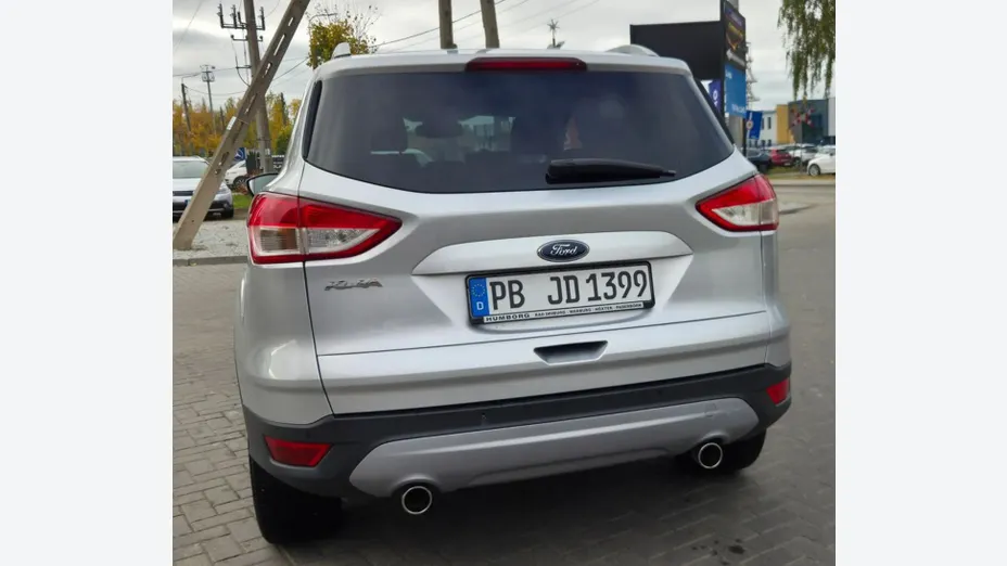 FORD Kuga -
